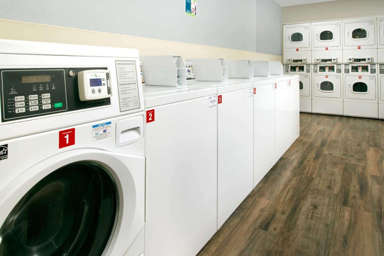 Woodspring Suites Chicago Darien Екстериор снимка