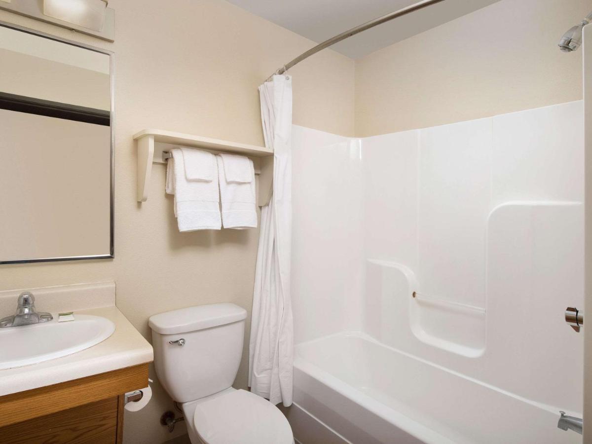Woodspring Suites Chicago Darien Екстериор снимка